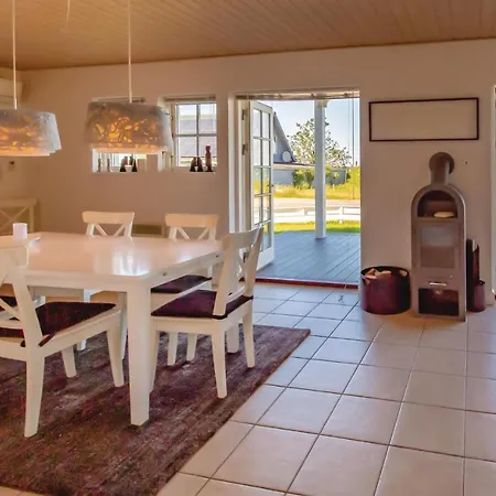 Two Bedroom In Nykobing Sj * Asnæs